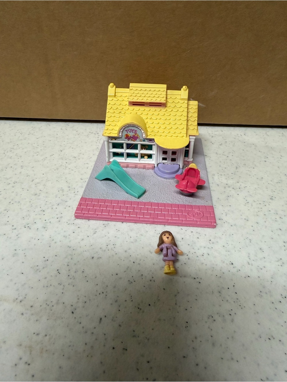 Vintage Bluebird Polly Pocket Toy Shop Store Playset 1 Figure 1993
